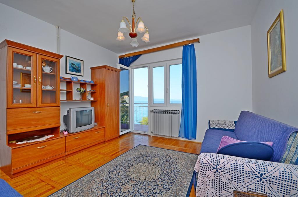 Apartment Ksenija Дрвеник Екстериор снимка